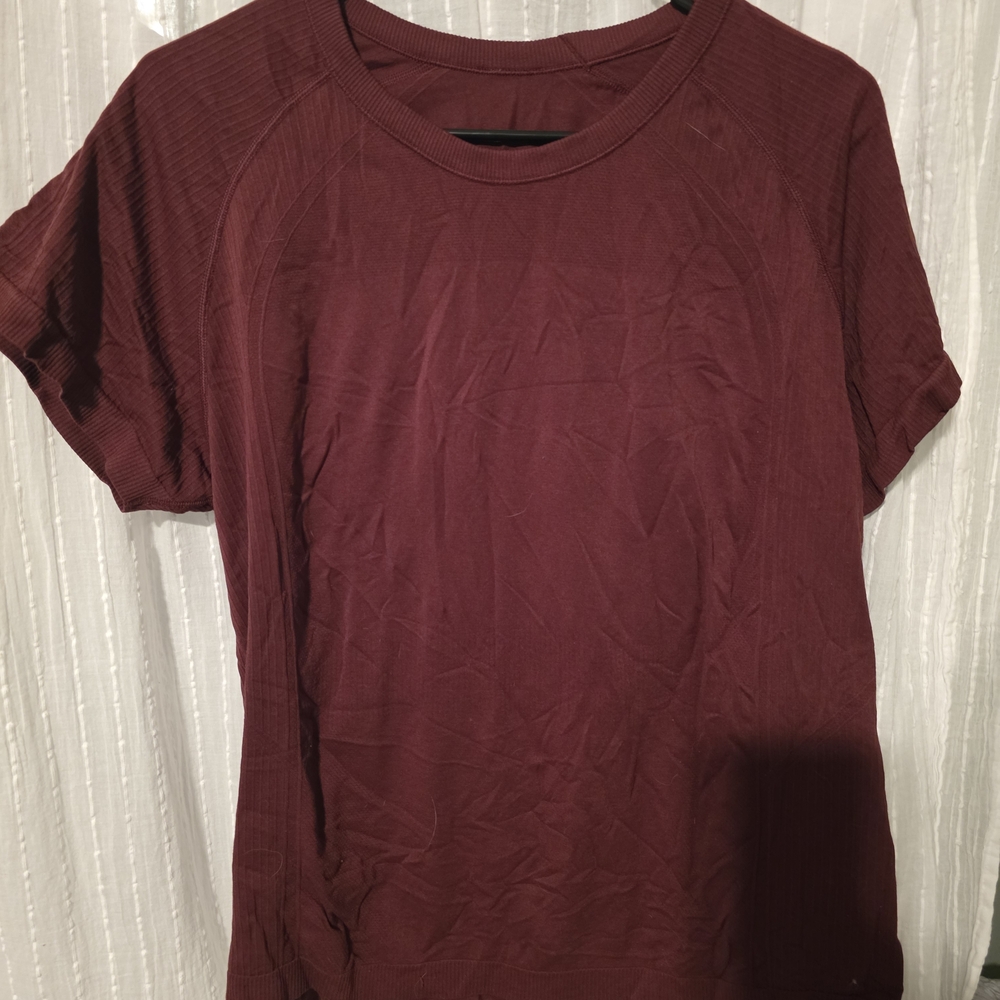 Women's Burgundy Top
